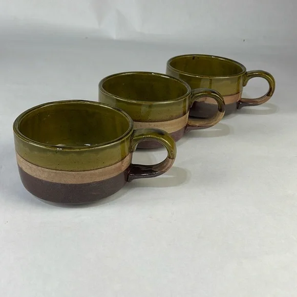 Vintage Triple Glaze Oversized Pottery Mugs (set of 3) - Picture 2 of 13